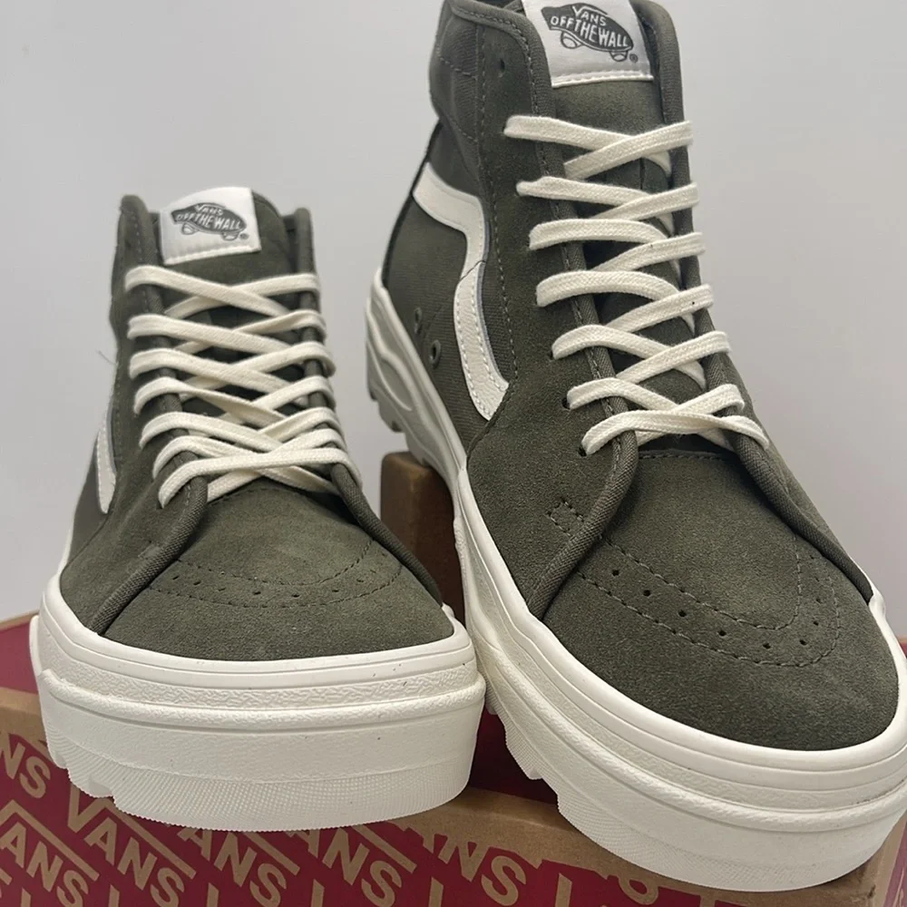 Vans WMNS Sentry Sk8-Hi Kalamata
VN0A5KY5BXV Sneakers - Picture 5 of 16